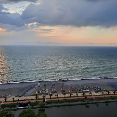 The Best Beach Aparthotel Orbi City Batumi Eksteriør bilde